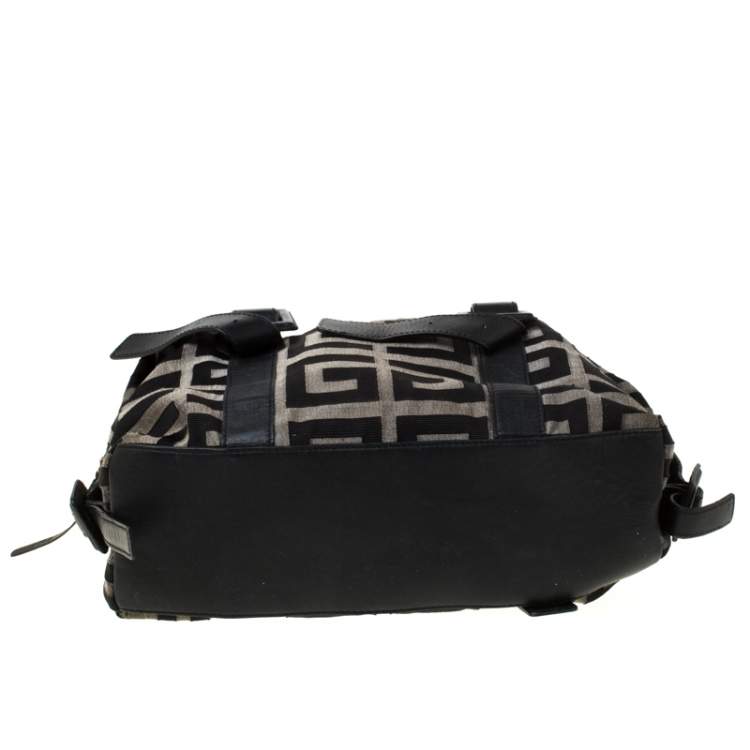 مملوكة مسبقًا Givenchy Black Monogram Canvas and Leather Buckle Shoulder Bag