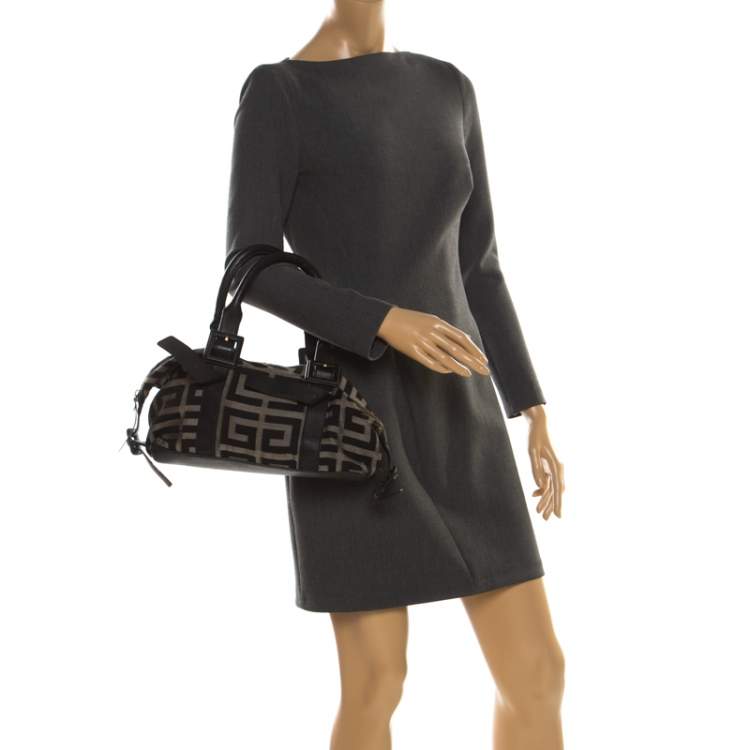 مملوكة مسبقًا Givenchy Black Monogram Canvas and Leather Buckle Shoulder Bag