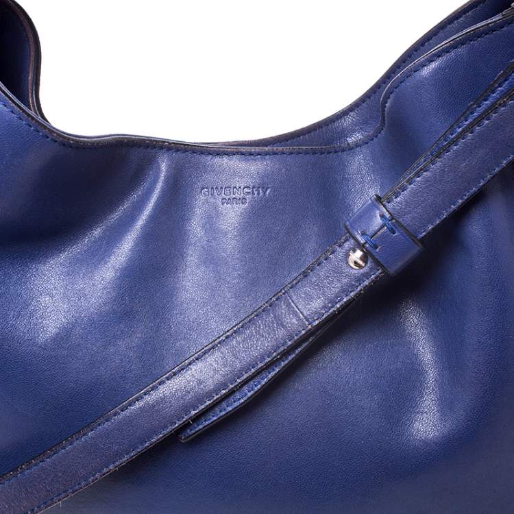 مملوكة مسبقًا Givenchy Purple Leather Hobo 