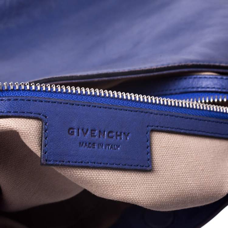 مملوكة مسبقًا Givenchy Purple Leather Hobo 
