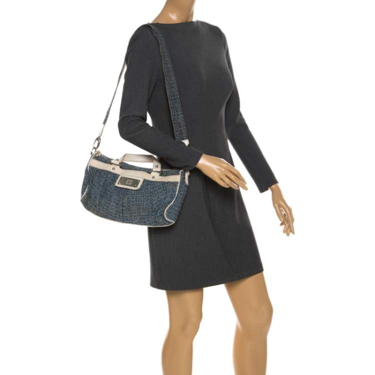 مملوكة مسبقًا Givenchy Blue/White Denim and Leather Crossbody Bag