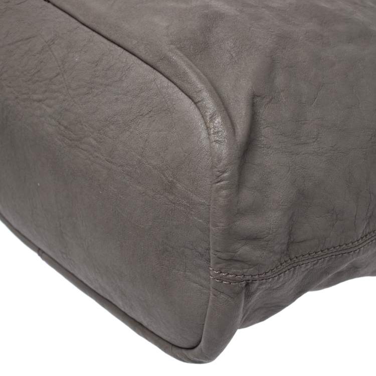 Pre Owned Givenchy Grey Leather Nightingale Shopper Toe Bag