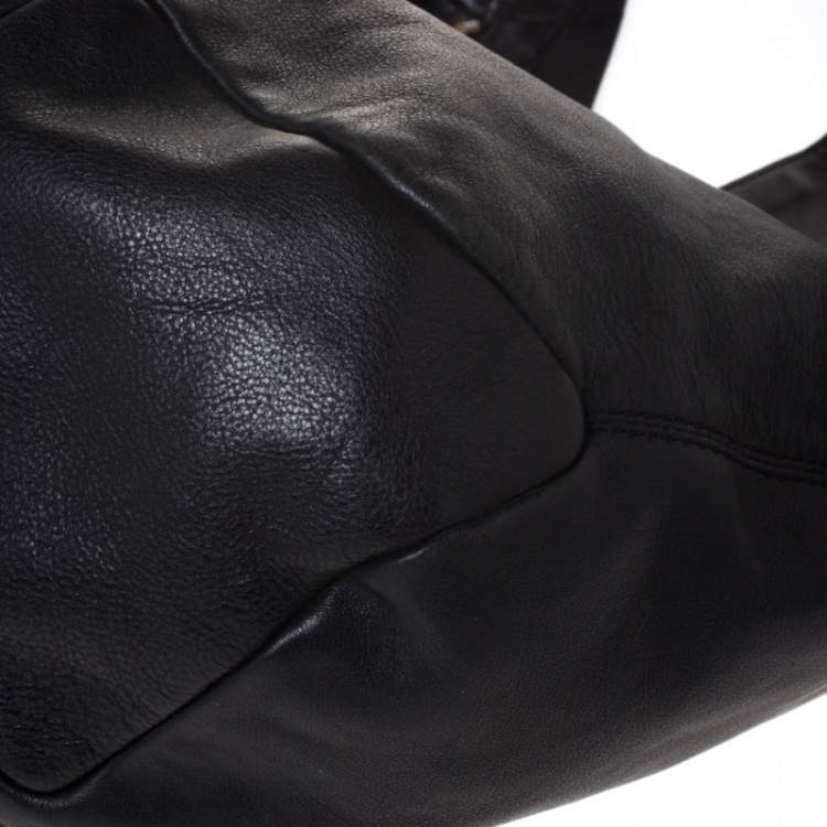 Pre Owned Givenchy Black Leather Tihan Hobo