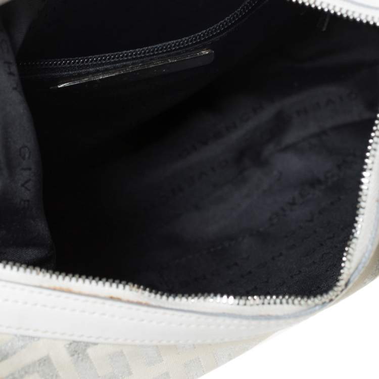 مملوكة مسبقًا Givenchy White/Silver Monogram Canvas and Leather Tassel Zip Hobo