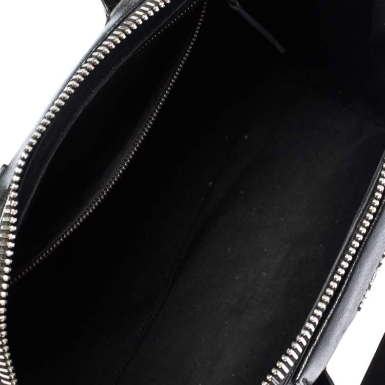 مملوكة مسبقًا Givenchy Black Leather Medium Antigona Satchel
