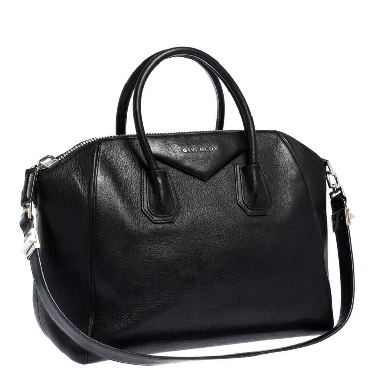 مملوكة مسبقًا Givenchy Black Leather Medium Antigona Satchel
