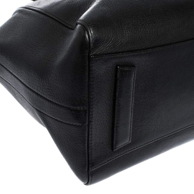 مملوكة مسبقًا Givenchy Black Leather Medium Antigona Satchel