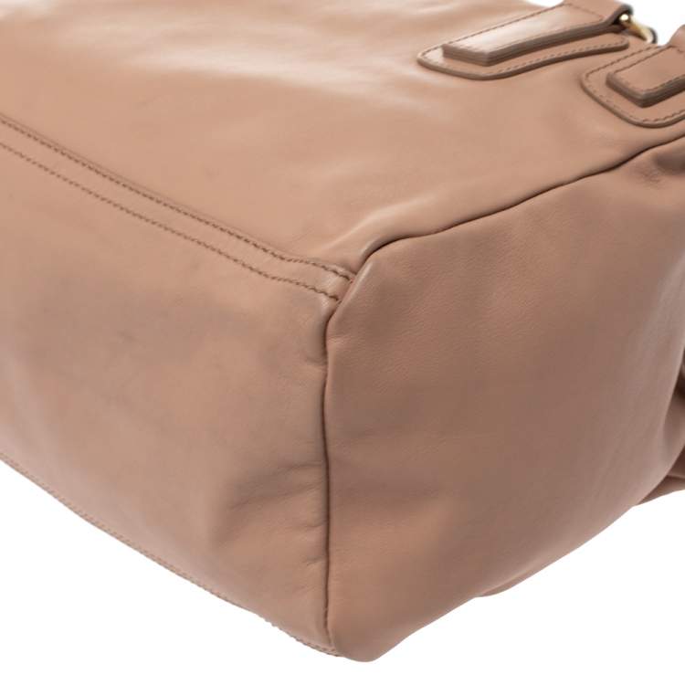 مملوكة مسبقًا Givenchy Beige Leather Large Pandora Shoulder Bag