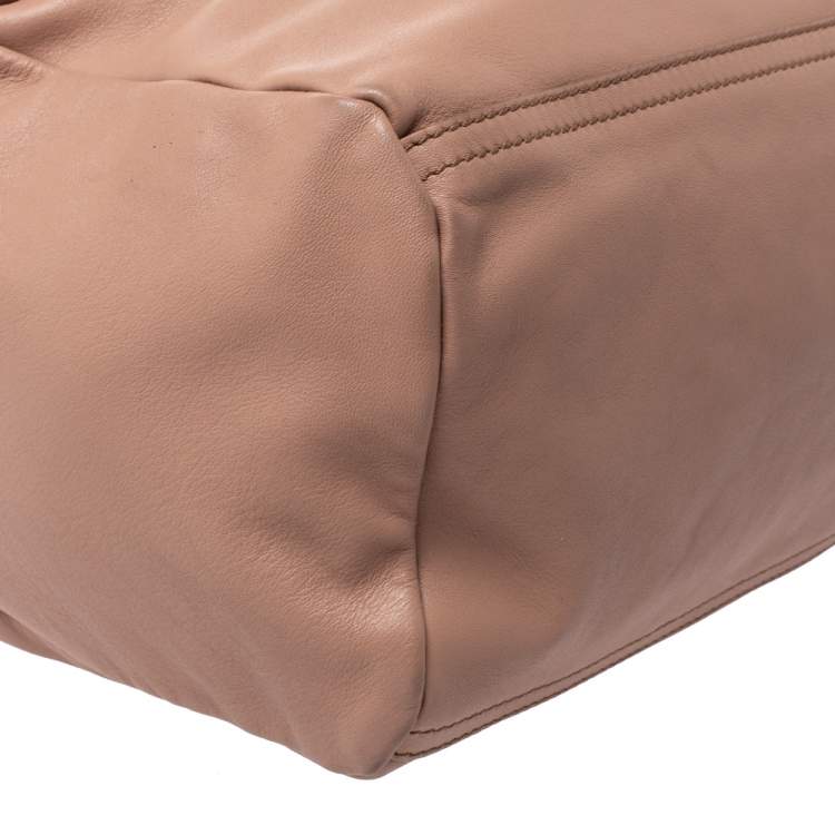 مملوكة مسبقًا Givenchy Beige Leather Large Pandora Shoulder Bag