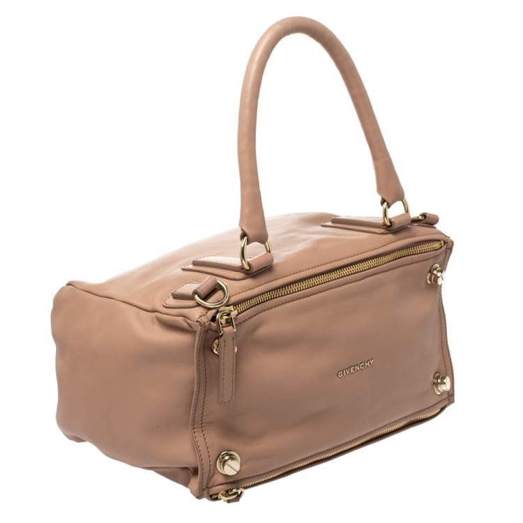 مملوكة مسبقًا Givenchy Beige Leather Large Pandora Shoulder Bag