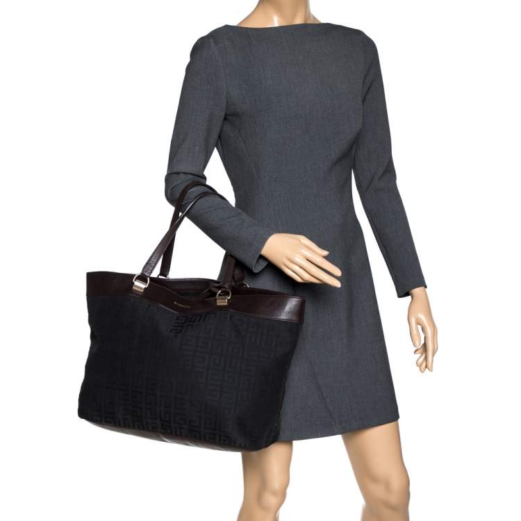 Pre Owned Givenchy Brown/Black Signature Canvas and Leather Canvas Tote