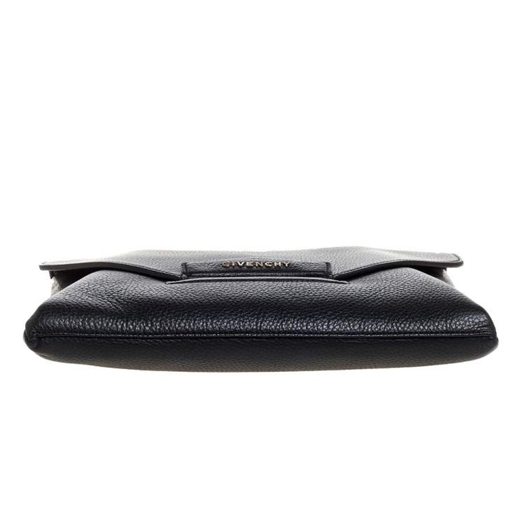 Pre Owned Givenchy Nero Leather Antigona Envelope Clutch