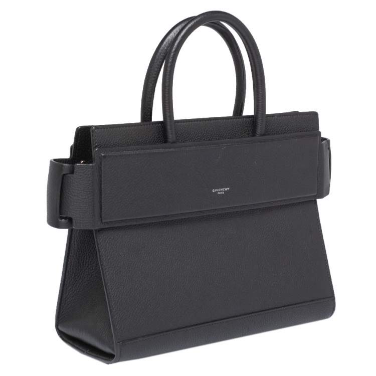 مملوكة مسبقًا Givenchy Black Leather Medium Horizon Tote