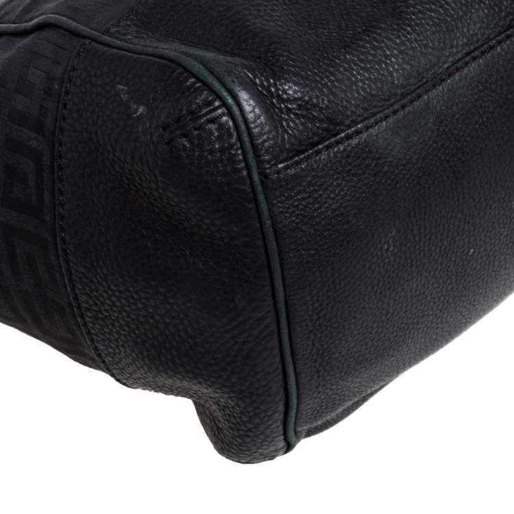 مملوكة مسبقًا Givenchy Black Signature Canvas and Leather Double Zip Tote