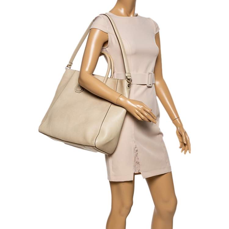 Pre Owned Givenchy Light Beige Leather Antigona Tote