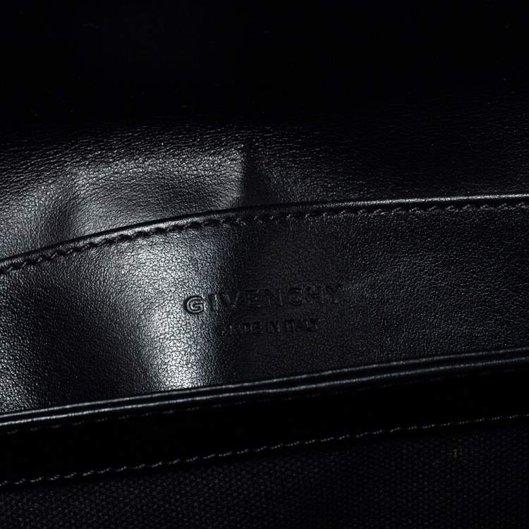 Pre Owned Givenchy Black/White Leather Crossbody Bag