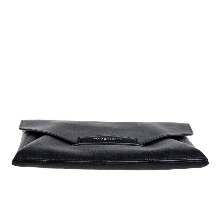 Pre Owned Givenchy Black Leather Antigona Envelope Clutch