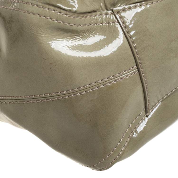 Pre Owned Givenchy Beige Patent Leather Shoulder Bag