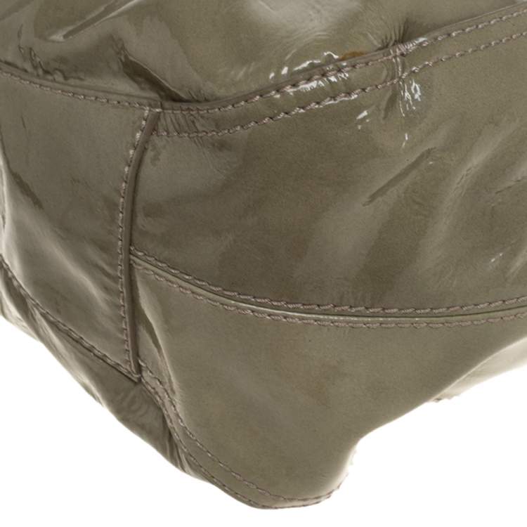 Pre Owned Givenchy Beige Patent Leather Shoulder Bag
