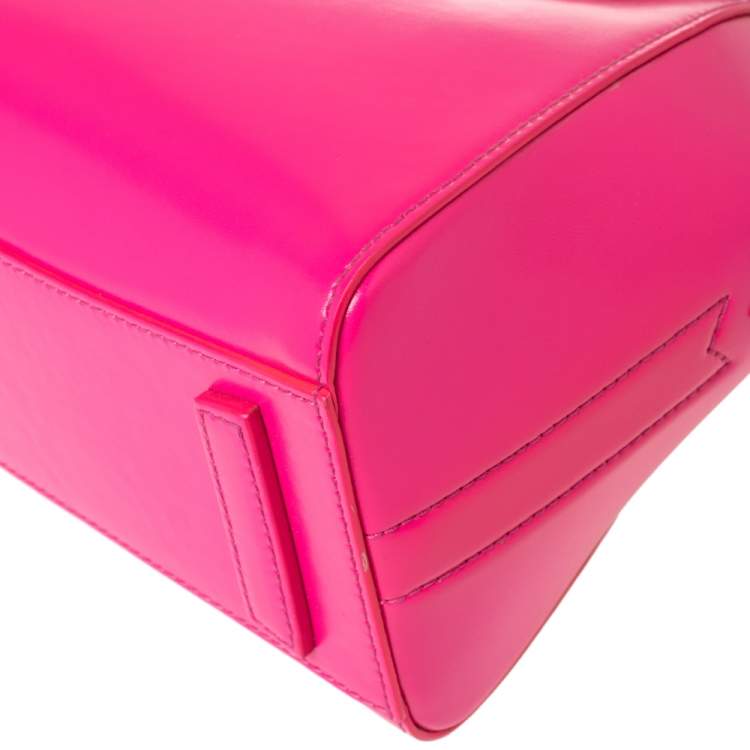 مملوكة مسبقًا Givenchy Neon Pink Leather Mini Antigona Satchel