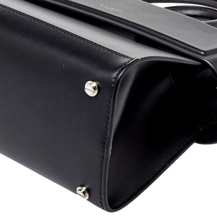 Pre Owned Givenchy Black Leather Mini Horizon Crossbody Bag