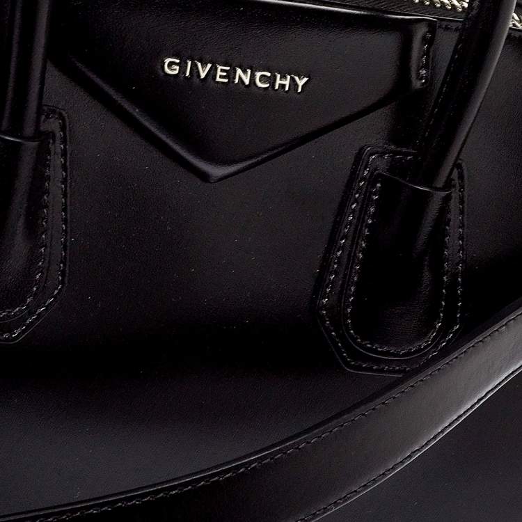 Pre Owned Givenchy Black Smooth Leather Small Antigona Satchel