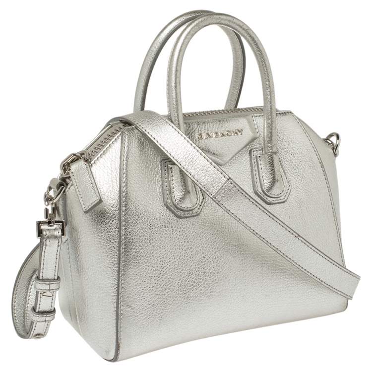 مملوكة مسبقًا Givenchy Silver Leather Mini Antigona Satchel
