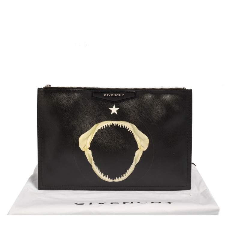 Pre Owned Givenchy Black Patent Leather Printed Clutch