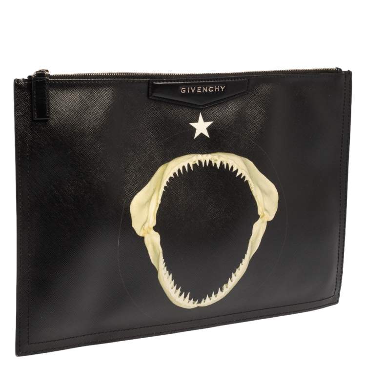 Pre Owned Givenchy Black Patent Leather Printed Clutch