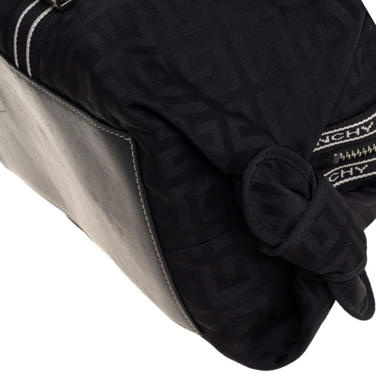 مملوكة مسبقًا Givenchy Black Monogram Nylon Buckle Handle Satchel