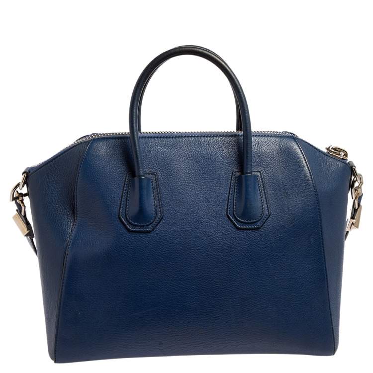 مملوكة مسبقًا Givenchy Blue Leather Medium Antigona Satchel 