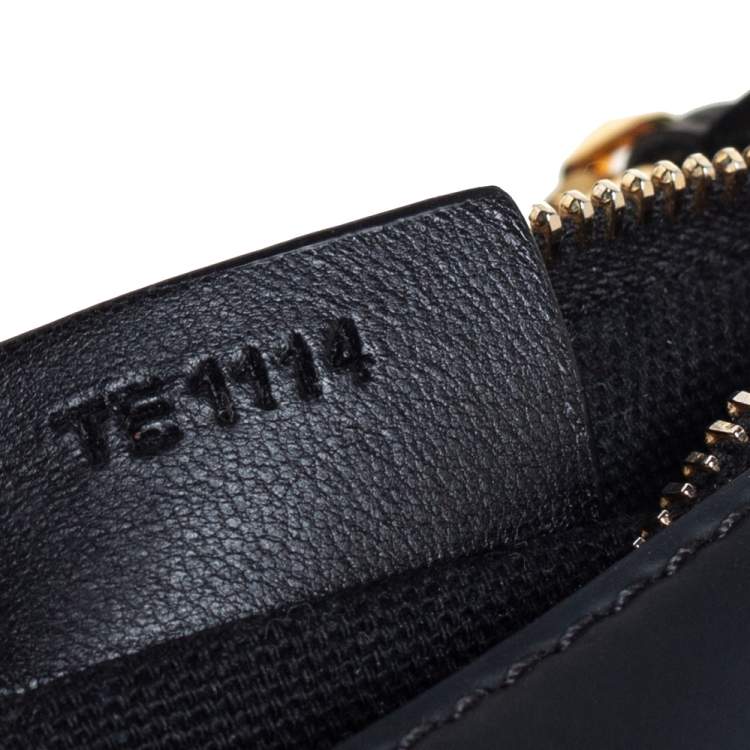 Pre Owned Givenchy Black Rubber Pandora Wristlet Clutch