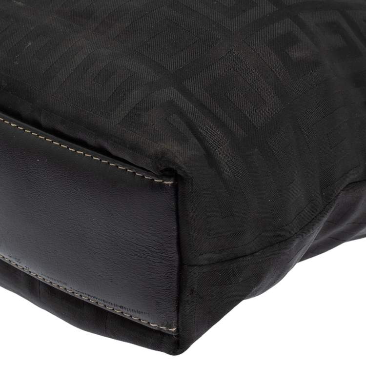 Pre Owned Givenchy Black Signature Nylon and Leather Trim Tote 