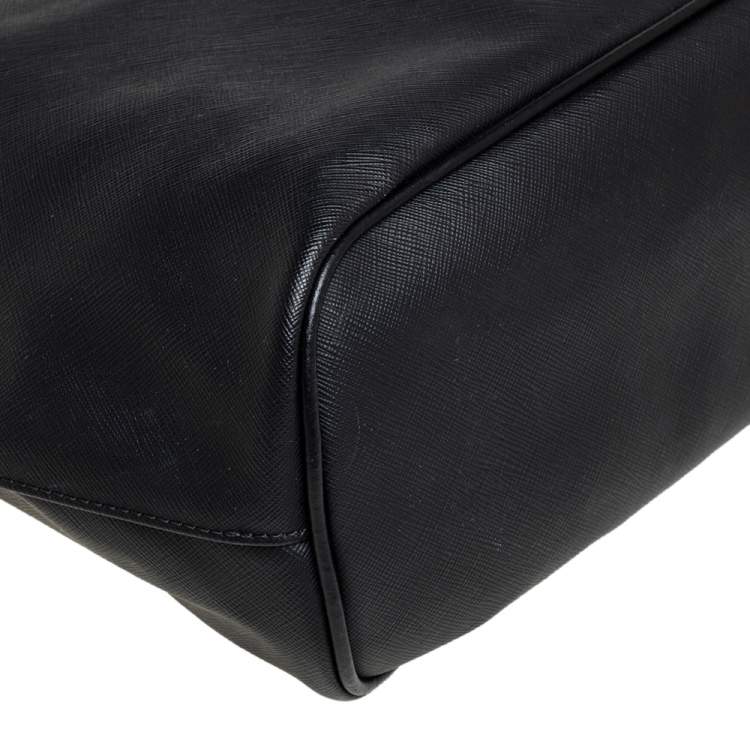 Pre Owned Givenchy Black Leather Antigona Shopper Tote