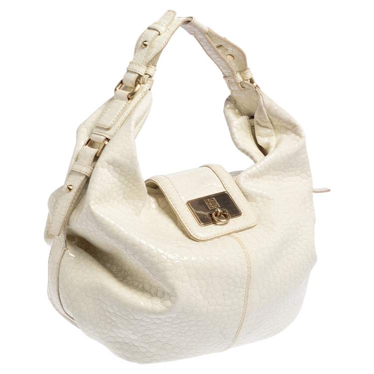 Pre Owned Givenchy Off White Patent Leather Flap Logo Hobo