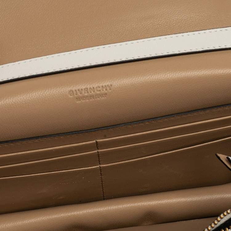 مملوكة مسبقًا Givenchy White/Beige Leather and Suede Mini GV3 Crossbody Bag
