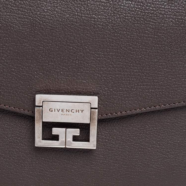Pre Owned Givenchy Brown Leather Medium GV3 Shoulder Bag