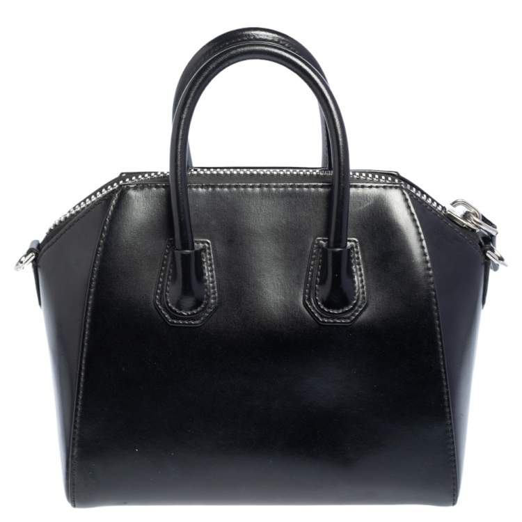 مملوكة مسبقًا Givenchy Black Leather Mini Antigona Satchel