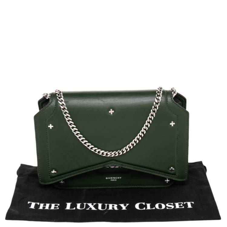 مملوكة مسبقًا Givenchy Green Leather Bow Cut Flap Crossbody Bag