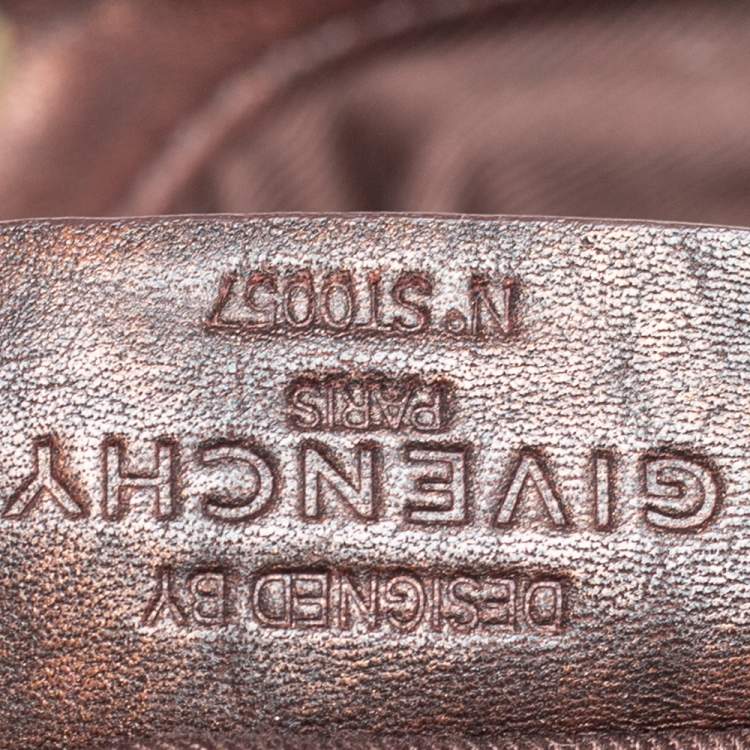 مملوكة مسبقًا Givenchy Brown Monogram Fabric and Leather Baguette Bag