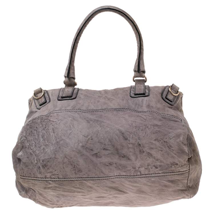 مملوكة مسبقًا Givenchy Pale Mauve Crinkled Leather Old Medium Pandora Shoulder Bag