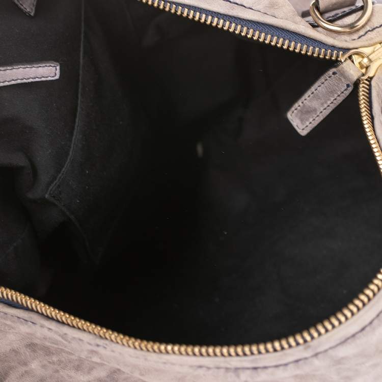 مملوكة مسبقًا Givenchy Pale Mauve Crinkled Leather Old Medium Pandora Shoulder Bag