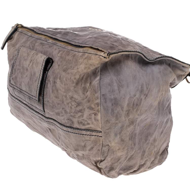 مملوكة مسبقًا Givenchy Pale Mauve Crinkled Leather Old Medium Pandora Shoulder Bag