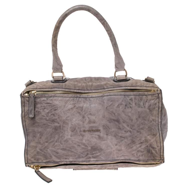 مملوكة مسبقًا Givenchy Pale Mauve Crinkled Leather Old Medium Pandora Shoulder Bag