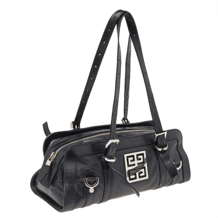 Pre Owned Givenchy Black Leather Zip Shoulder Bag