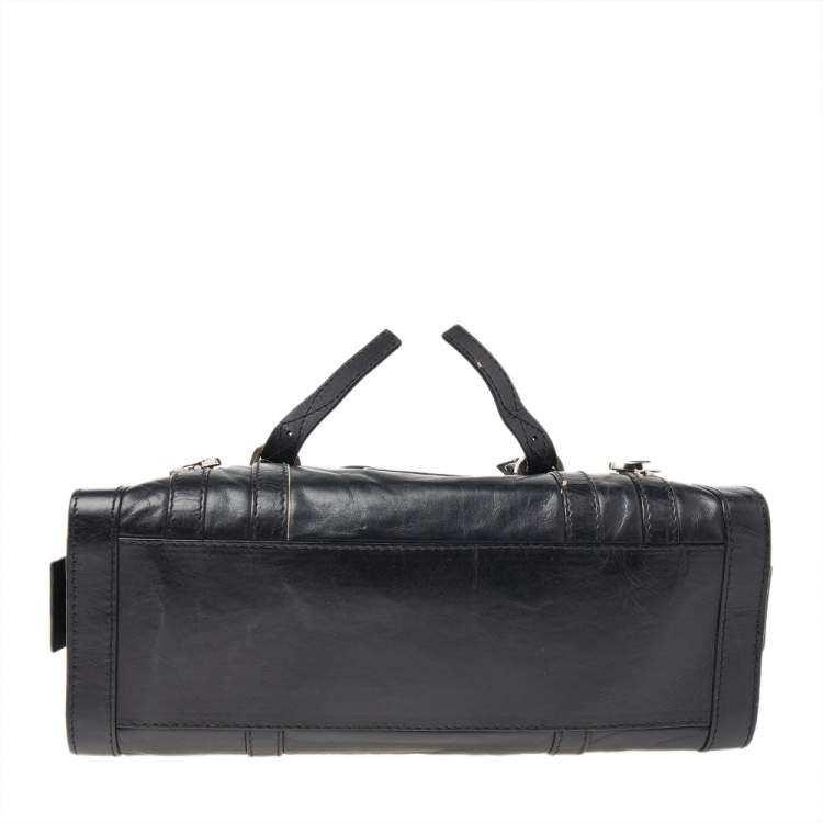 Pre Owned Givenchy Black Leather Zip Shoulder Bag