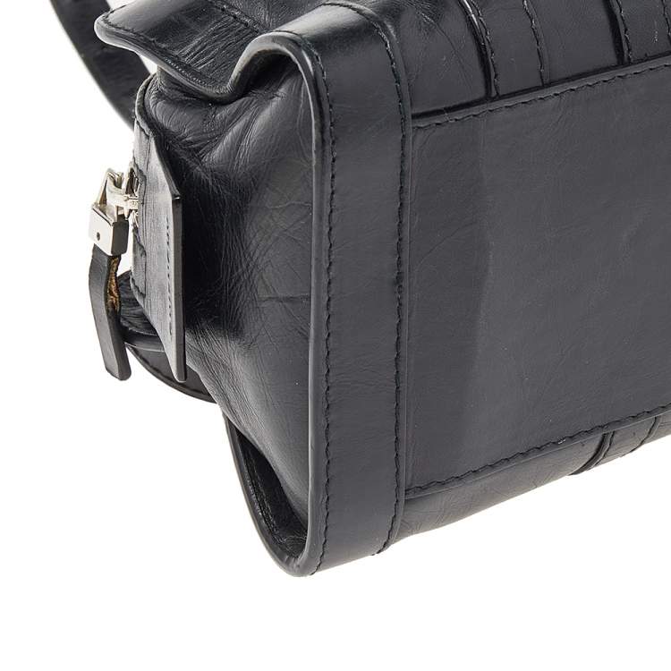 Pre Owned Givenchy Black Leather Zip Shoulder Bag