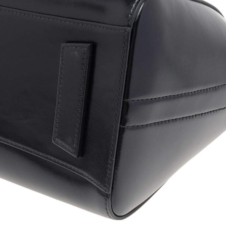 Pre Owned Givenchy Black Leather Small Antigona Satchel