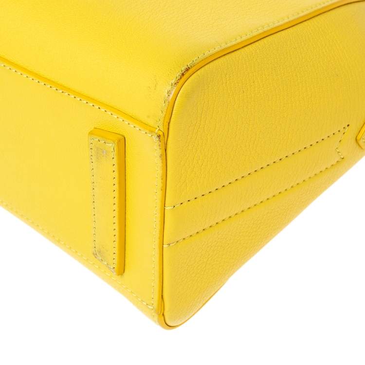 مملوكة مسبقًا Givenchy Yellow Leather Mini Antigona Satchel