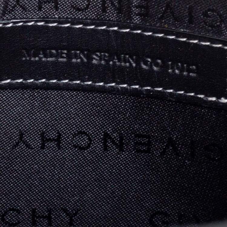 Pre Owned Givenchy Black/Grey Signature Canvas and Leather Small Baguette Bag